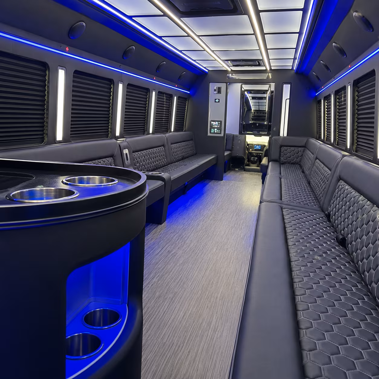 Baton Rouge Homecoming & Prom Party Bus Rentals
