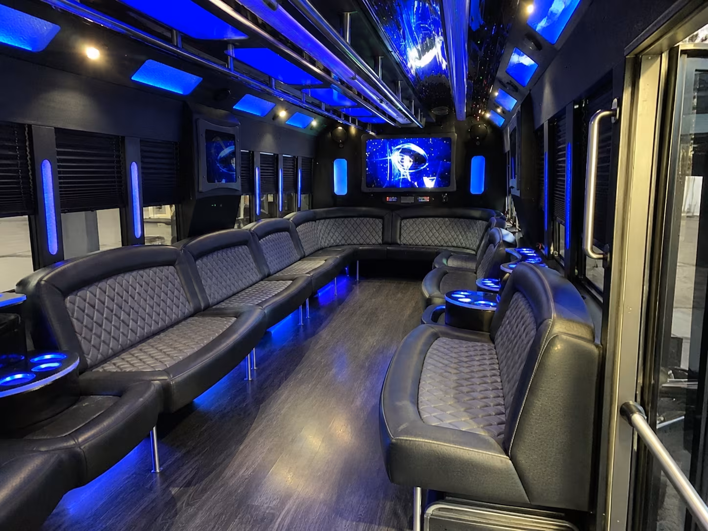 Jackson Birthday, Sweet 16, & Quinceañera Transportation pickup coordination