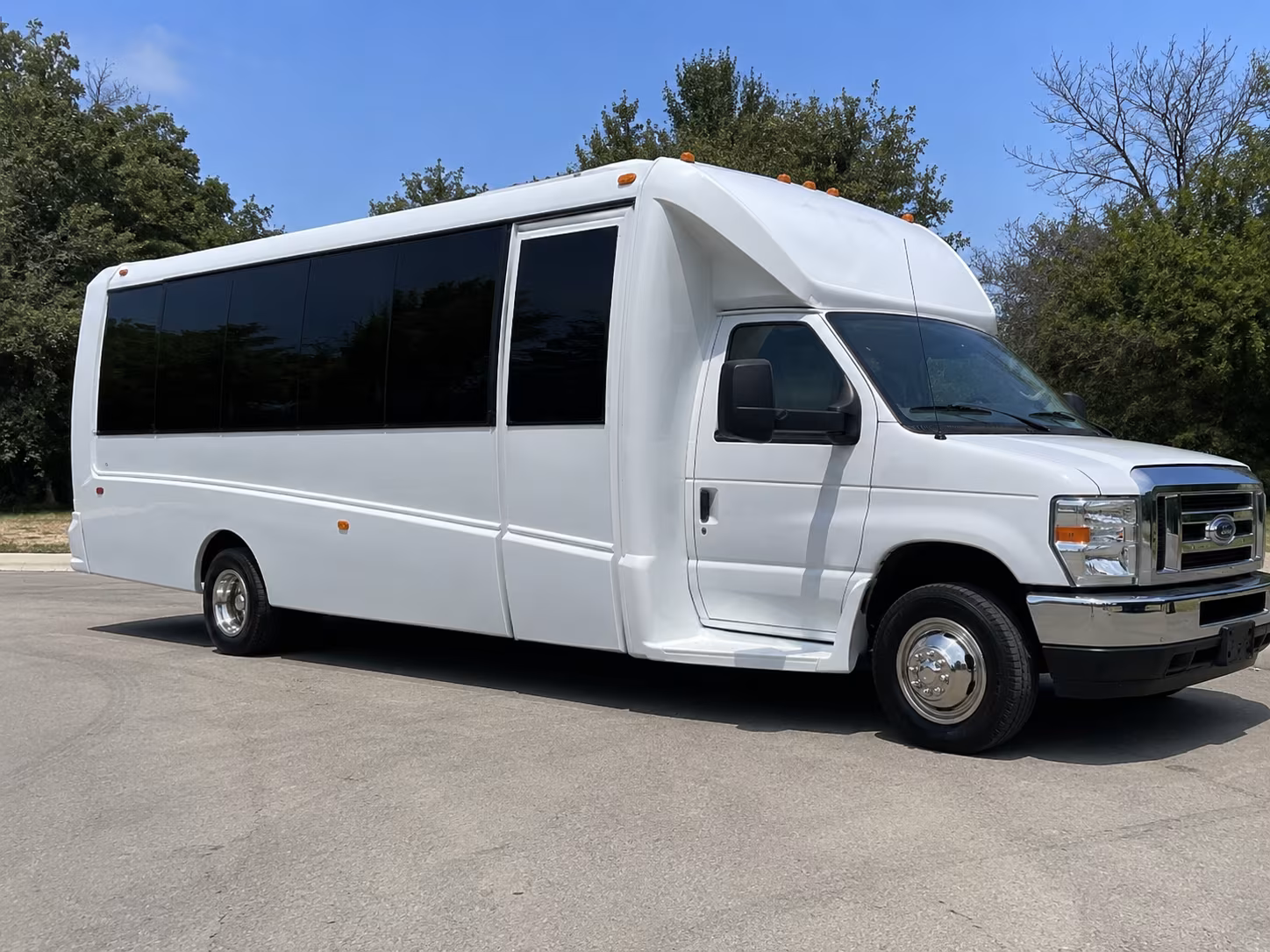 Jackson Sporting Event Transportation party bus exterior