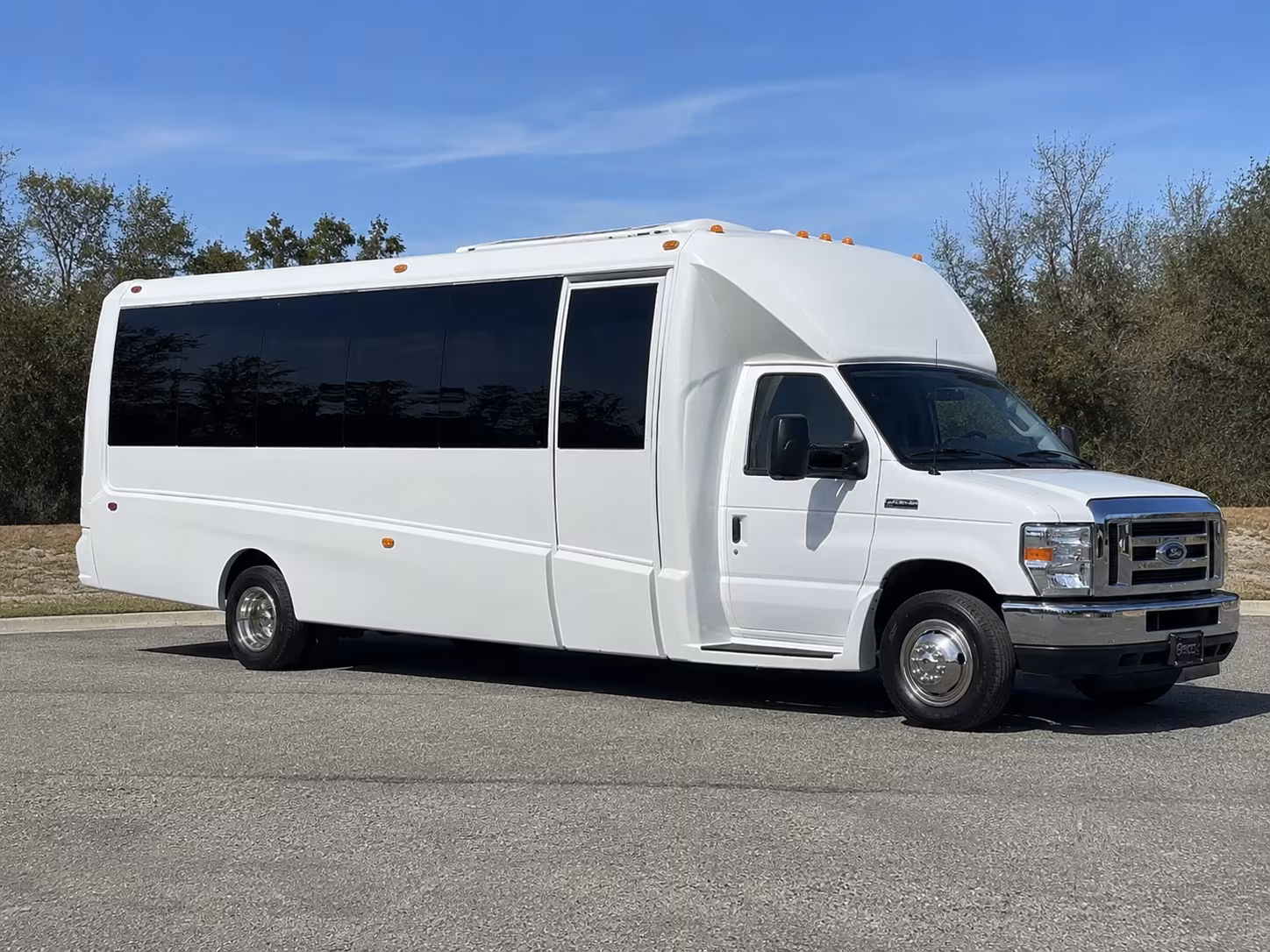 Jackson Winery Tour & Pub Crawl Transportation party bus exterior