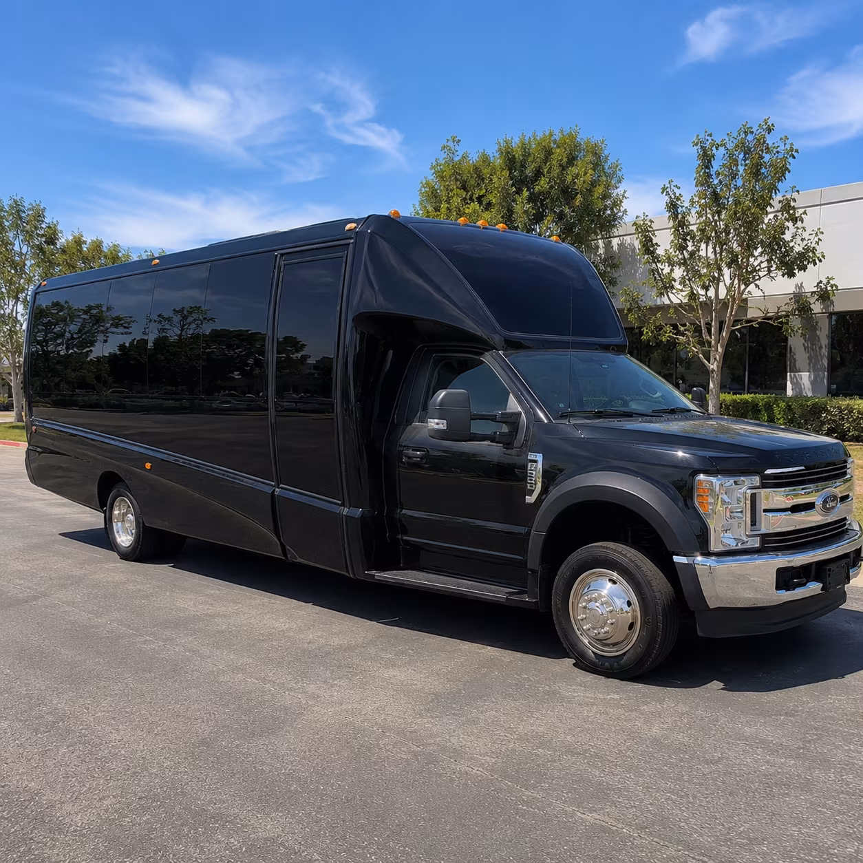 Little Rock Homecoming & Prom Party Bus Rentals