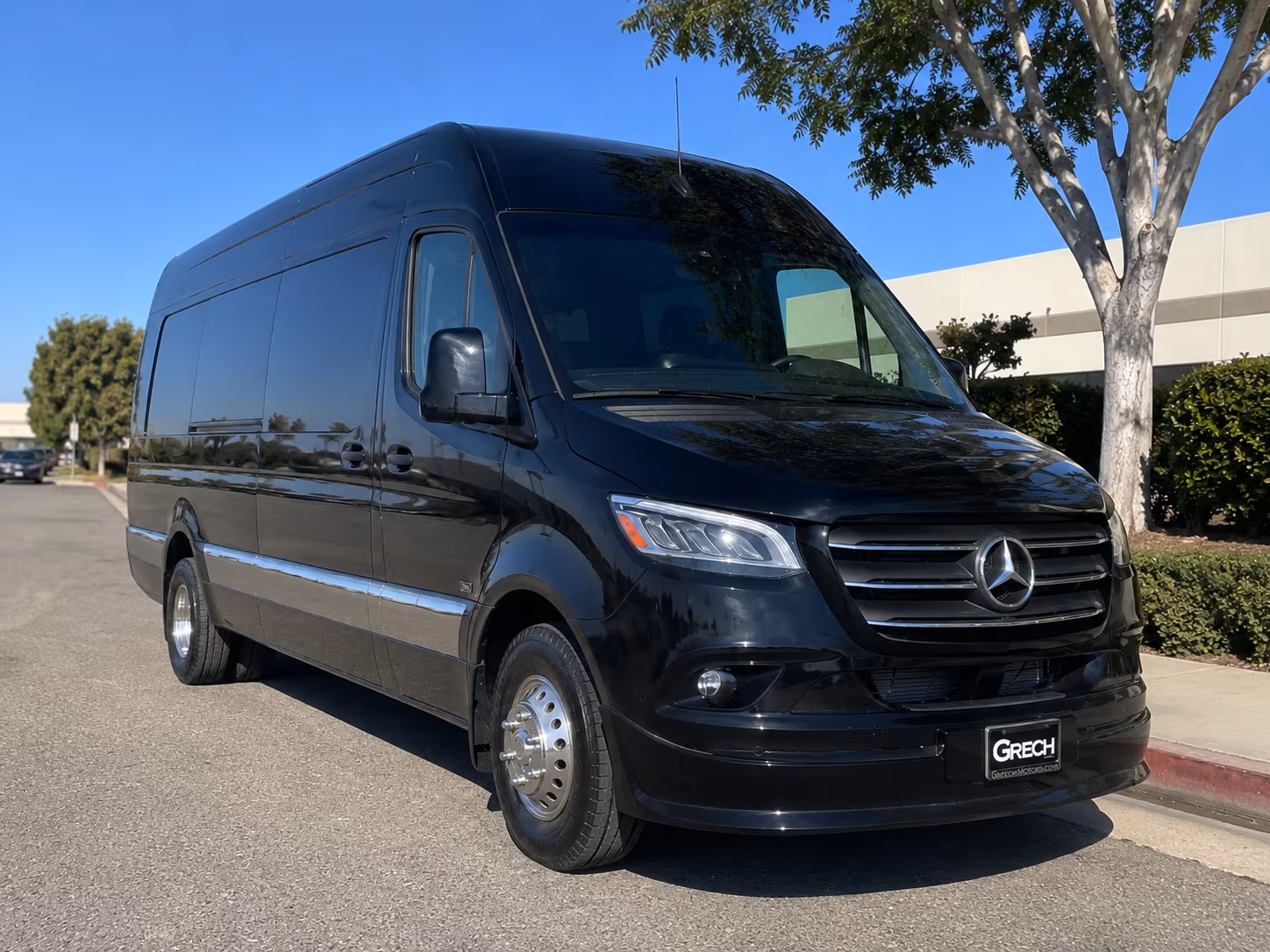 Mobile Airport Shuttles & Transportation