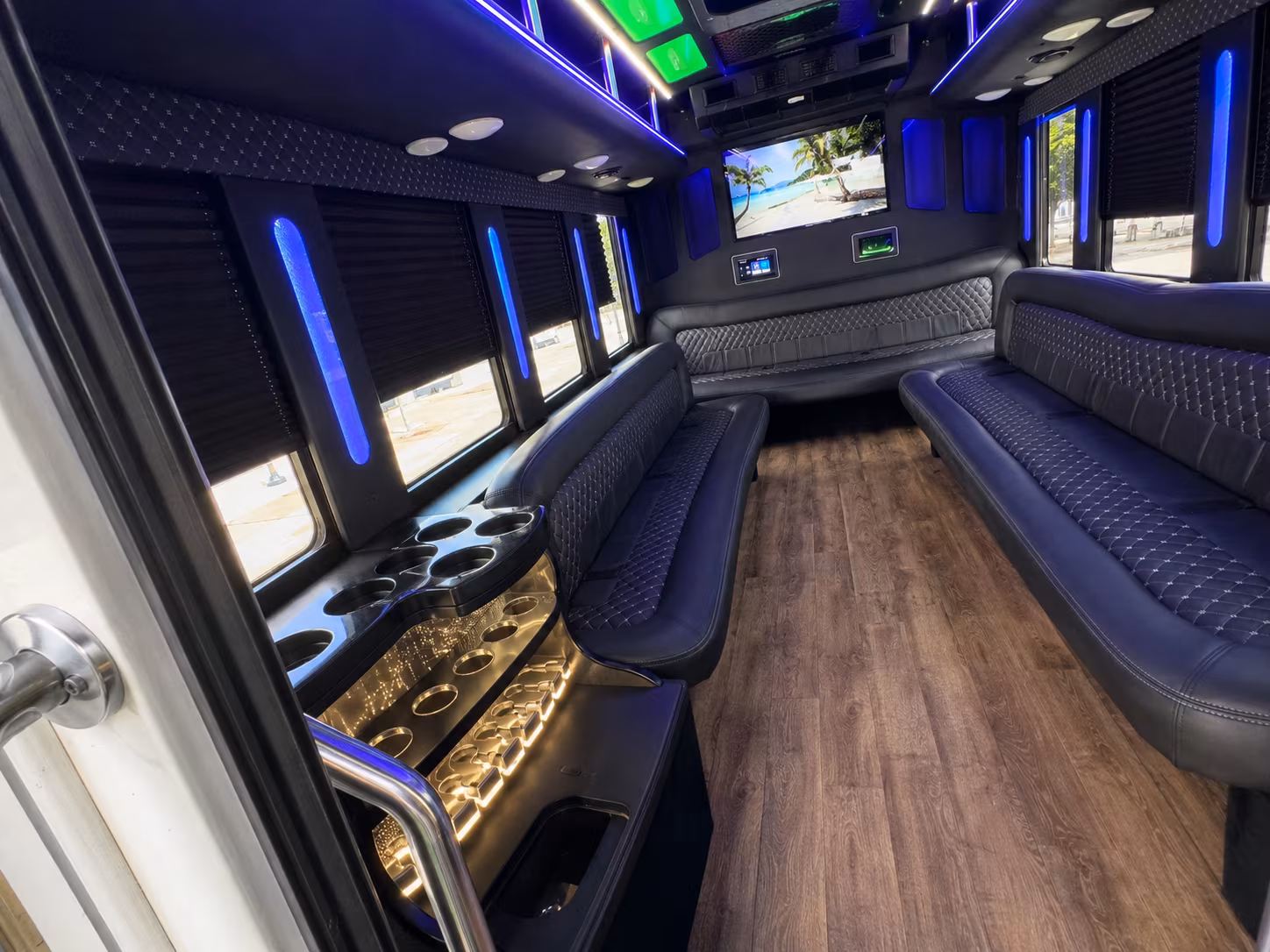 Shreveport Winery Tour & Pub Crawl Transportation